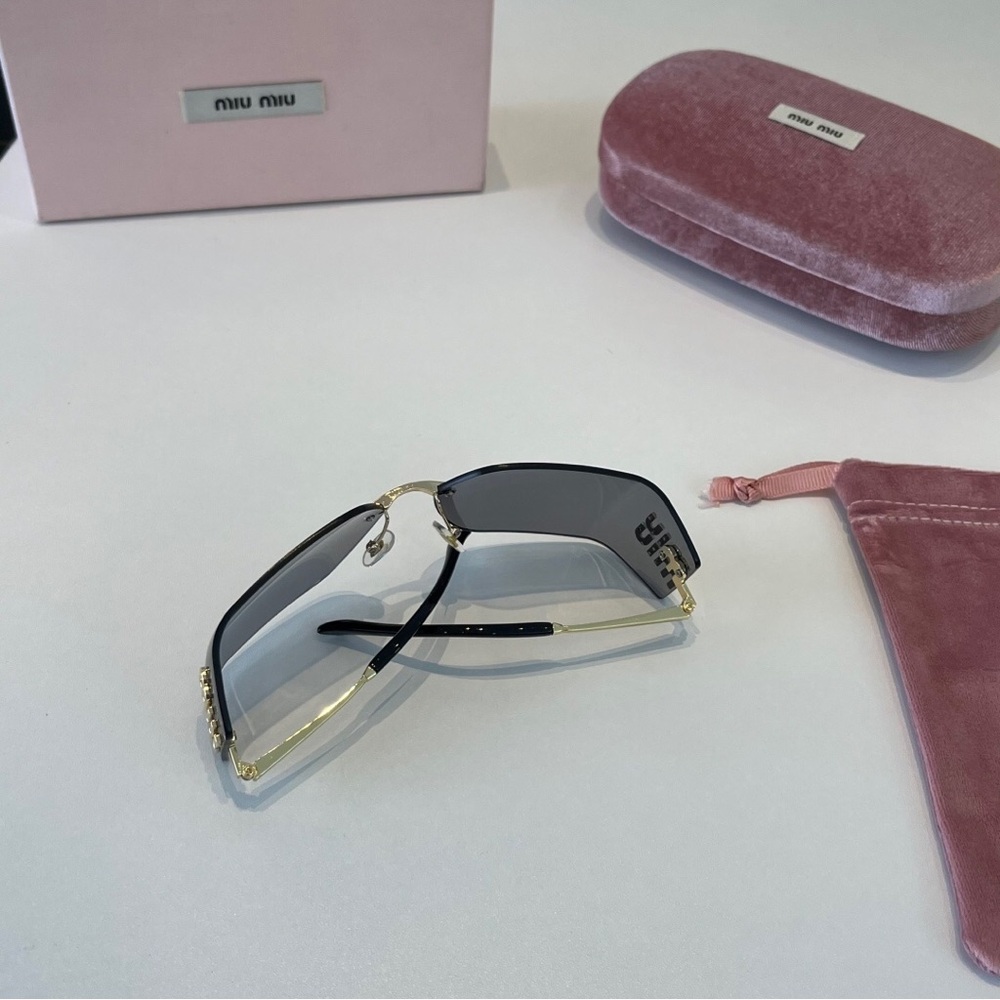 New MIU MIU Sunglasses Gold Dark Gray Lens Runway Wrap Rimless - Picture 9 of 9